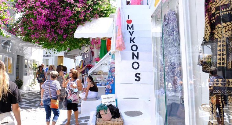 Private Shopping Tour In Mykonos Town