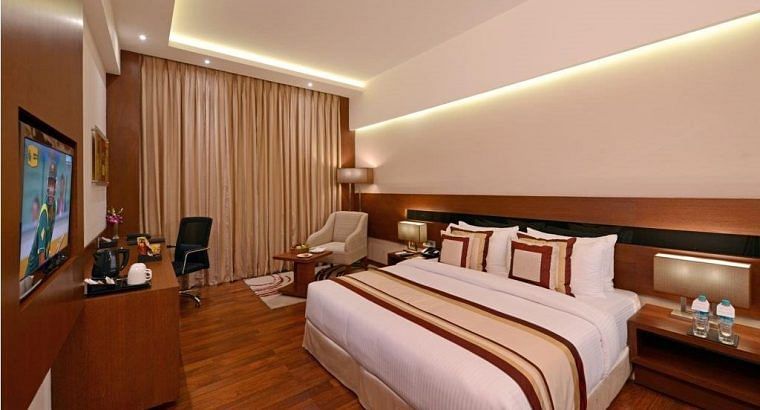Best Budget Hotel Rooms In Noida | Parkascent