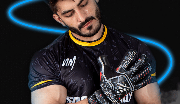 Soccer Goalkeeper Gloves – soccermaxpro.com